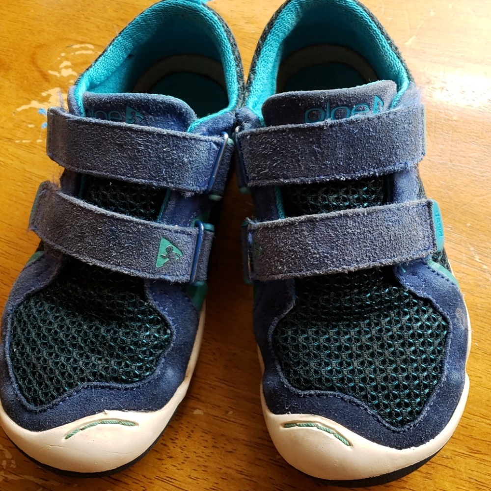 Plae Shoes
